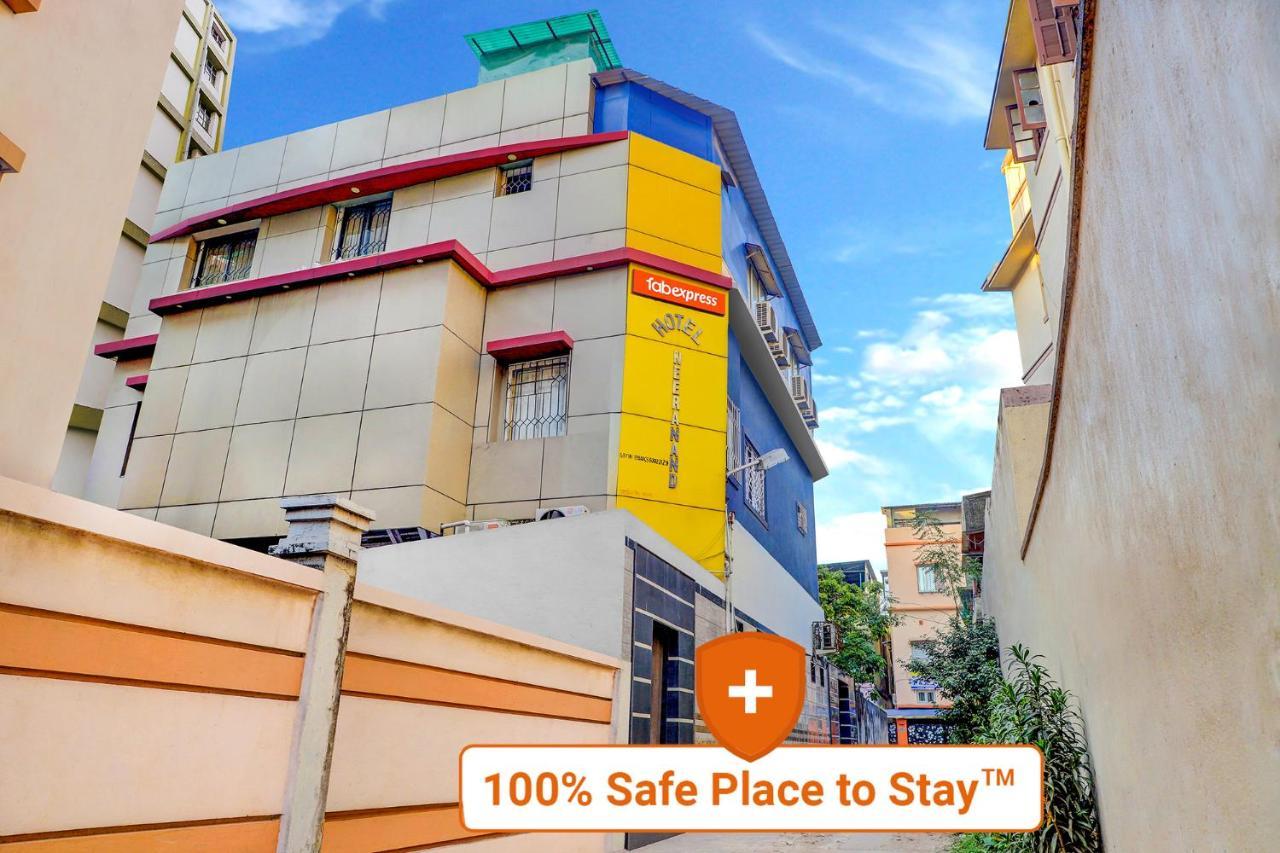 Fabexpress Neeranand Regency - Fully Vaccinated Staff Ξενοδοχείο Καλκούτα Εξωτερικό φωτογραφία